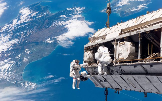 Photo of Правительство США хочет заставить NASA прекратить поддержку МКС к 2025 году